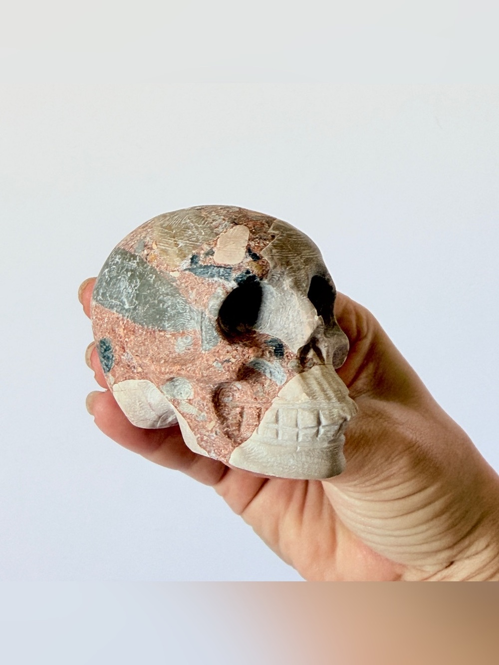 Australian Brecciated Chert Crystal Skull Carving Carved Stone Sculpture 294g - Picture 12 of 15